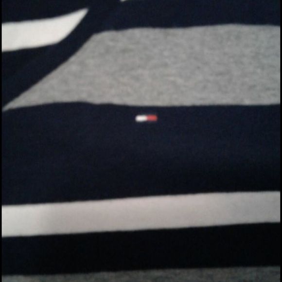 Classic Tommy Hilfiger Striped Long Sleeve Knit Top - Picture 6 of 7